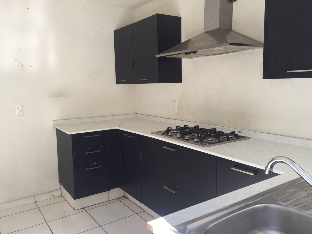 5 de 29: Cocina integral con gabinetes