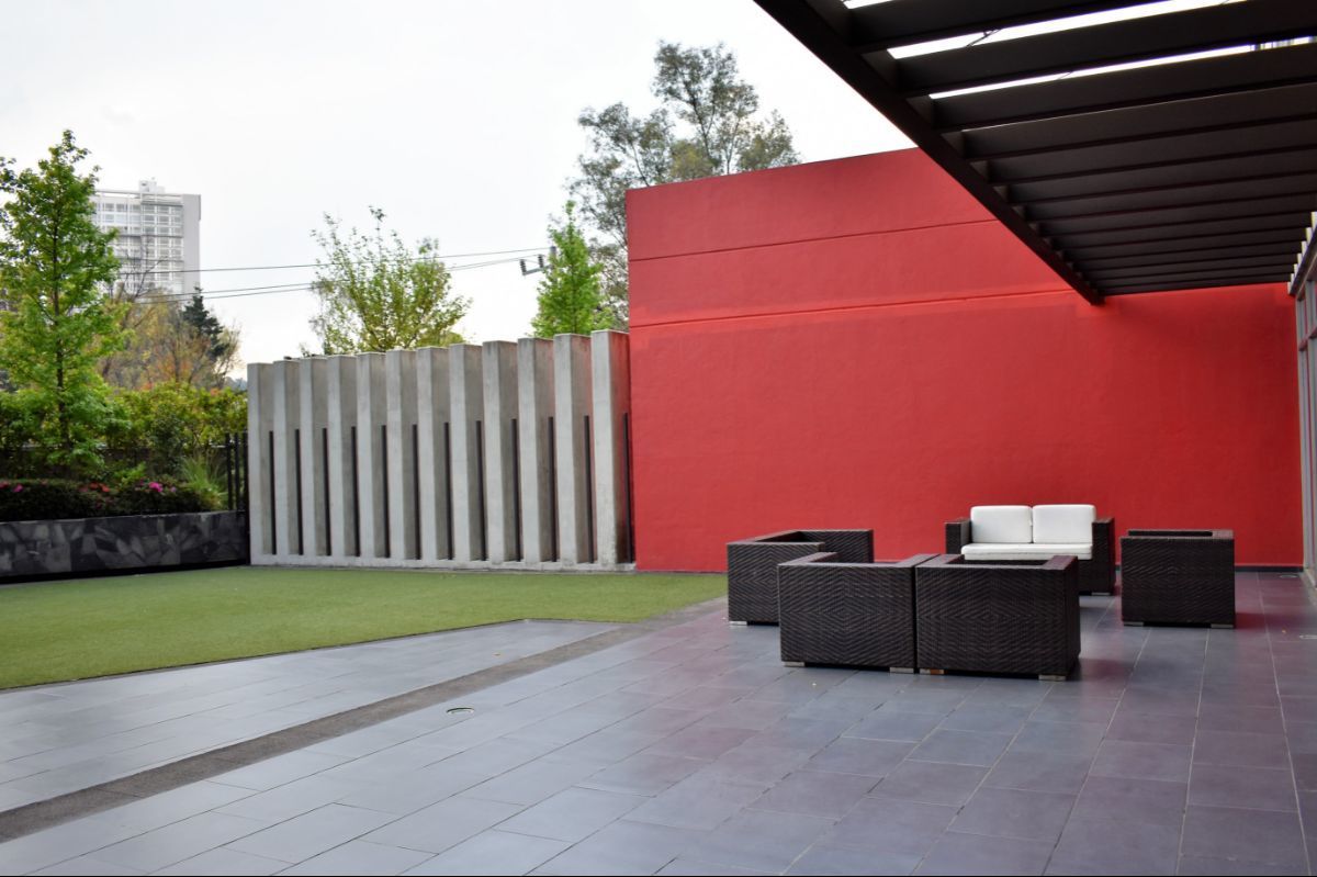 11 de 13: Sala Exterior (Áreas comunes)