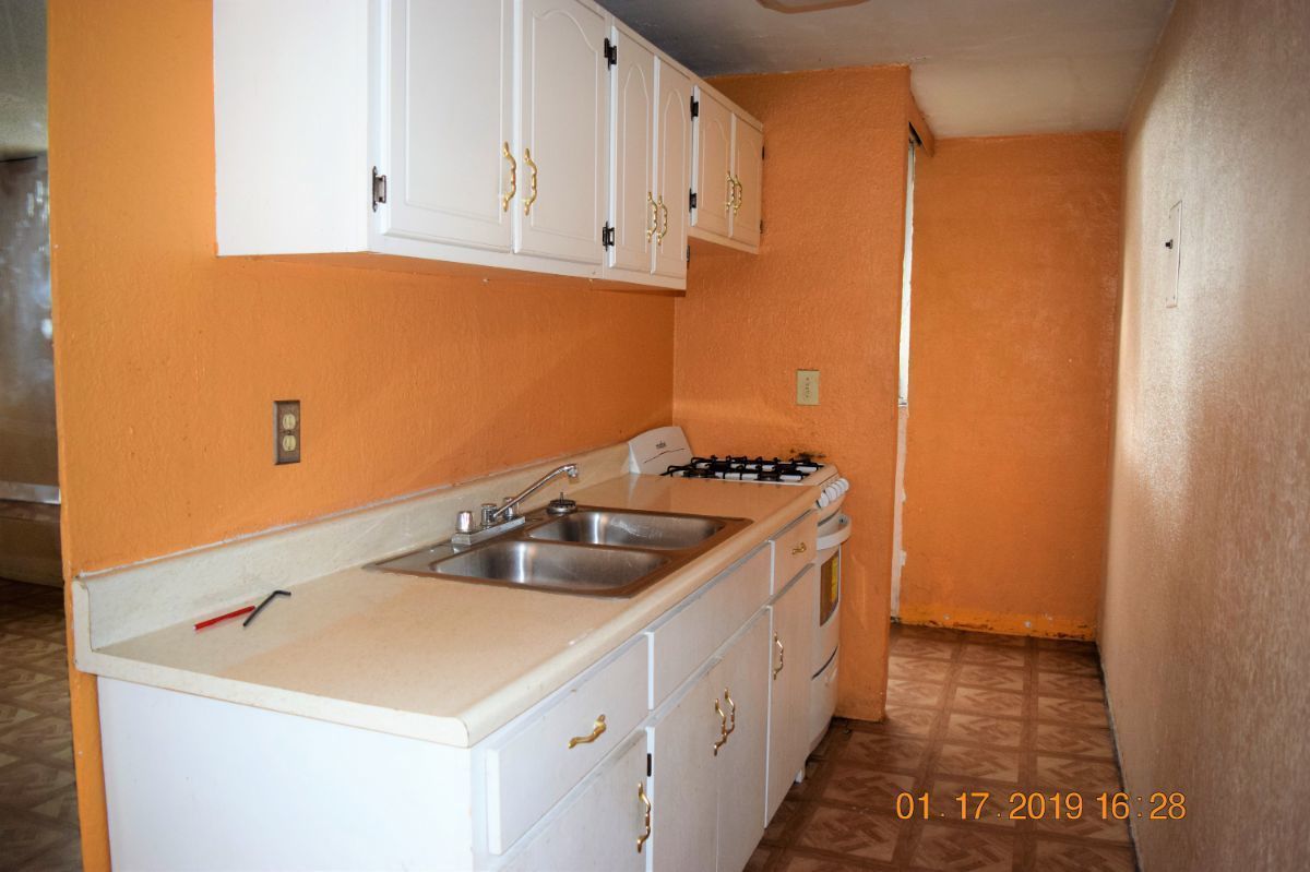9 de 10: entras y a la derecha se encuentra la cocina