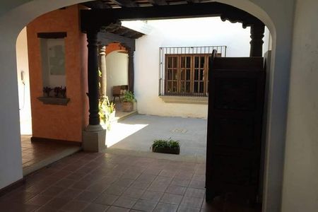 Casa Nueva Estilo Colonial en Venta Hacienda Las Marías, San Lucas