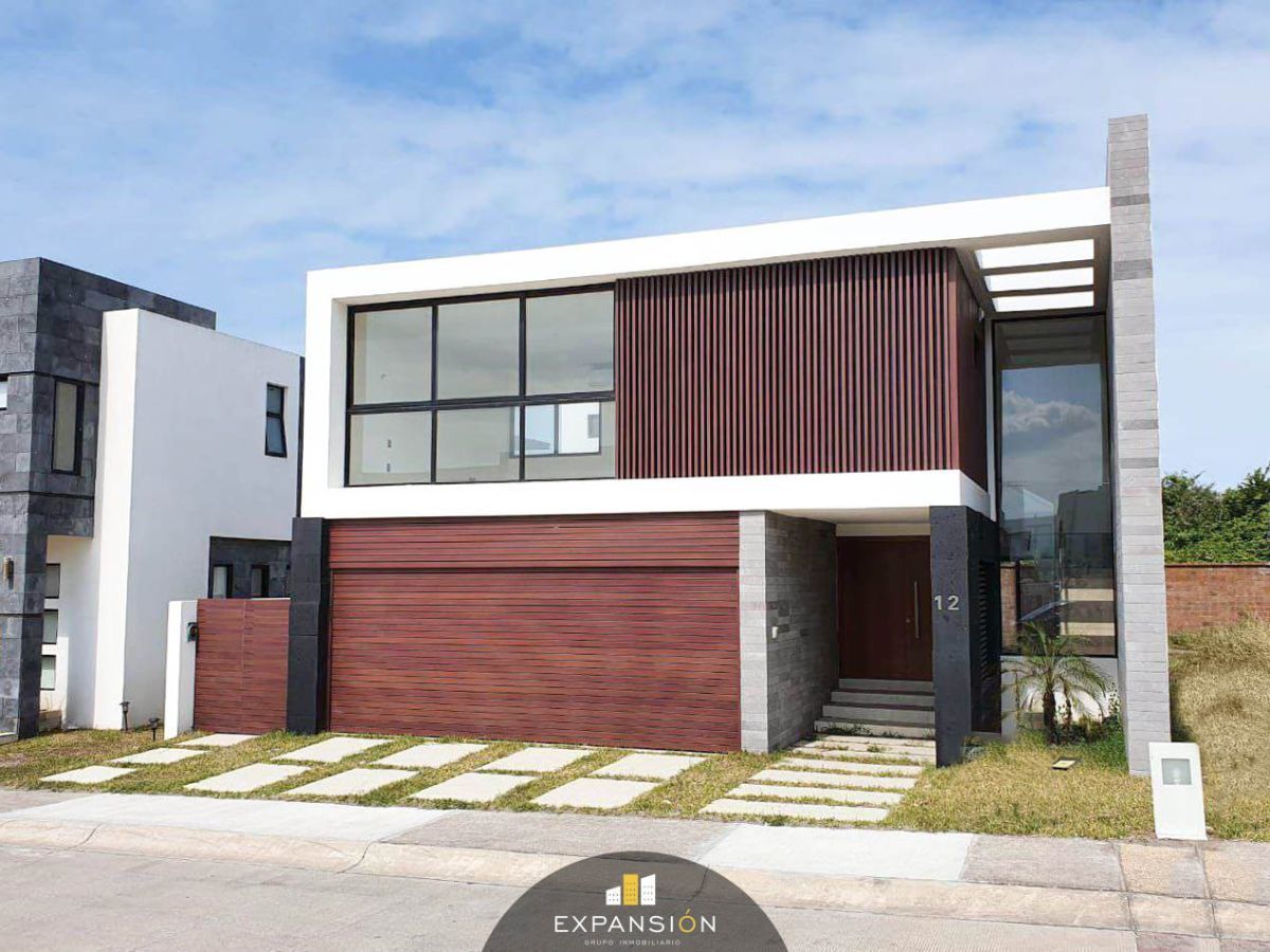 Casa en venta en Residencial Punta Tiburón con alberca. Riviera  Veracruzana, Ver