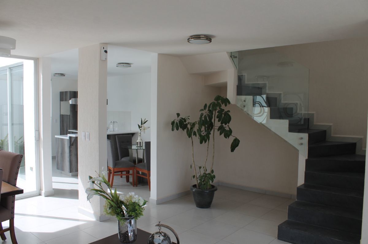 CASA EN VENTA EN BOSQUE SERENO, MODELO BORNEO | EasyBroker