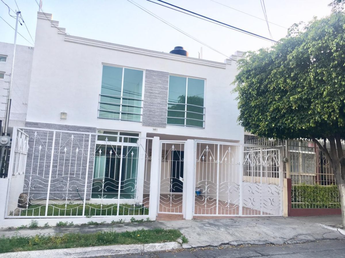 Casa en Venta $3´200,000 Jardines Alcalde | EasyBroker