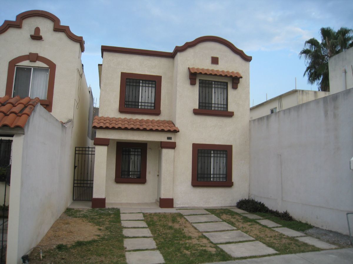 Casa en renta en privada Urbivilla del Rey en Monterrey. | EasyBroker
