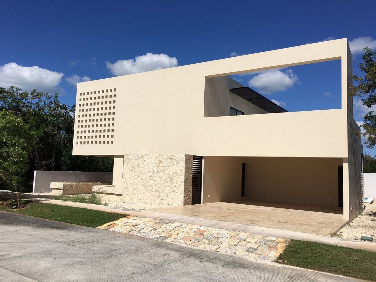 Casa en venta, YUCATAN COUNTRY CLUB en Mérida, Yucatán