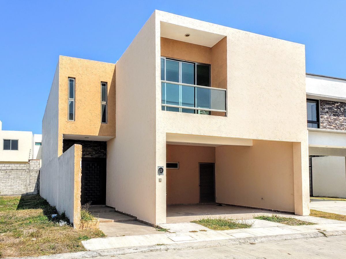 Casa de 3 habitaciones con amplios espacios, cocina que enamora en Boca del  Rio