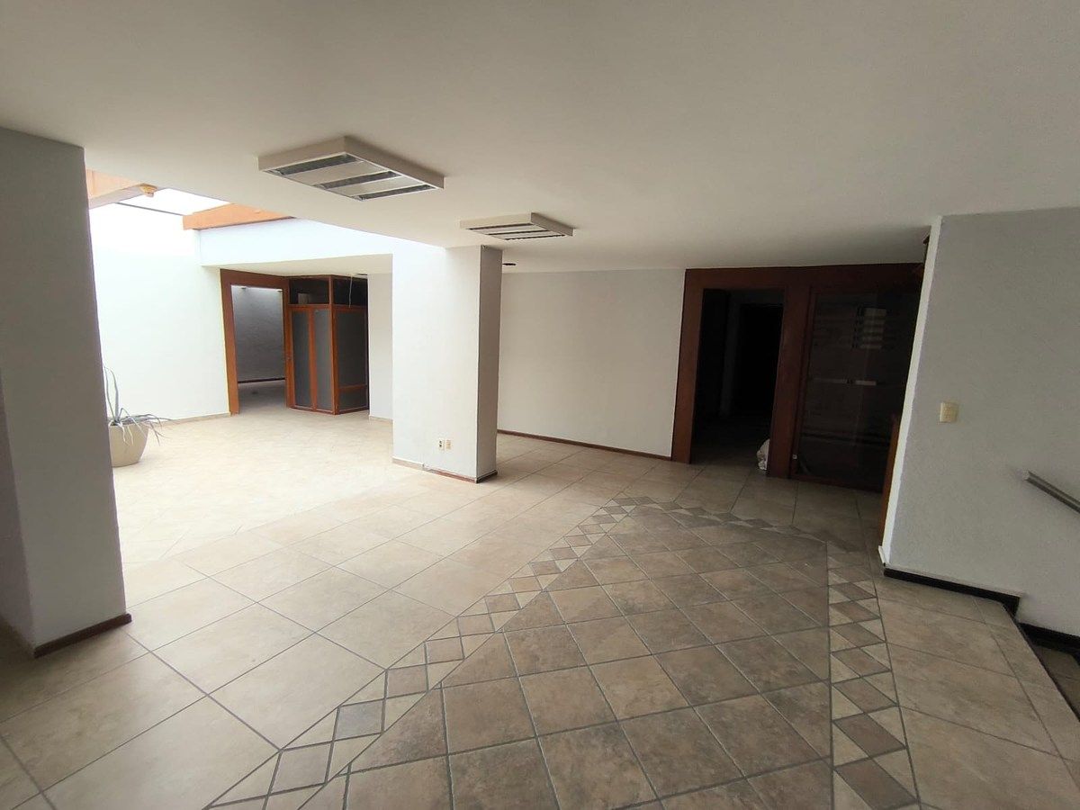 Sala Comercial em Agua Blanca Industrial, Zapopan, foto 2 de 25