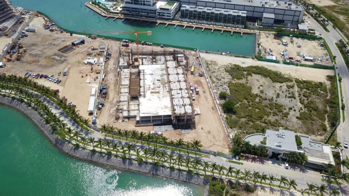 12 de 14: Avances de obra 