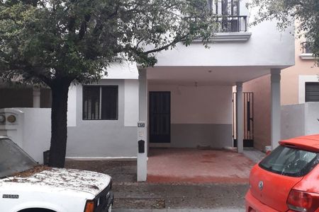 RENTA CASA MITRAS PONIENTE | EasyBroker